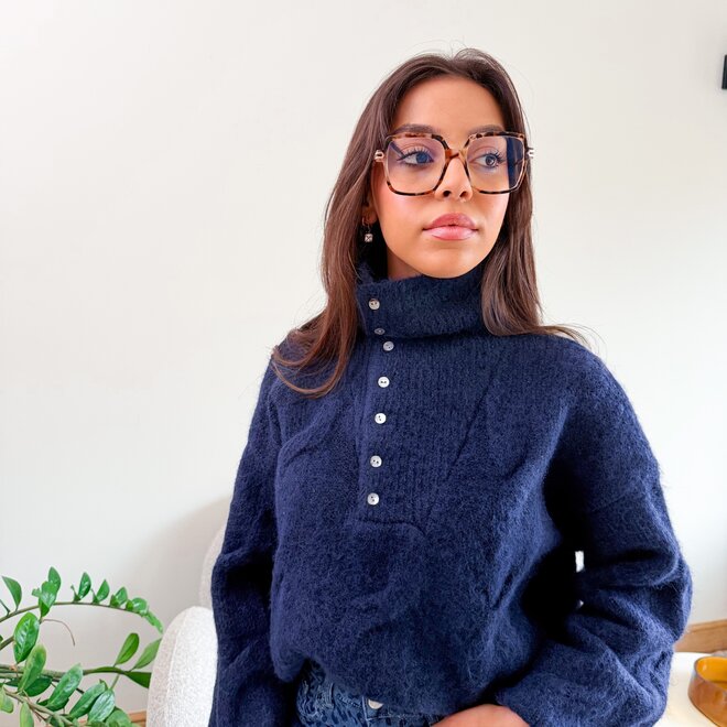 * Cozy Cable Knit Navy
