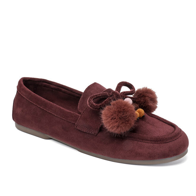 * The bonbon moccasin wine