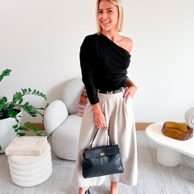 *Clean trouser taupe