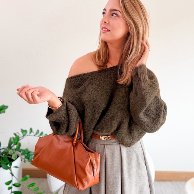 * Forest Off Shoulder Pull