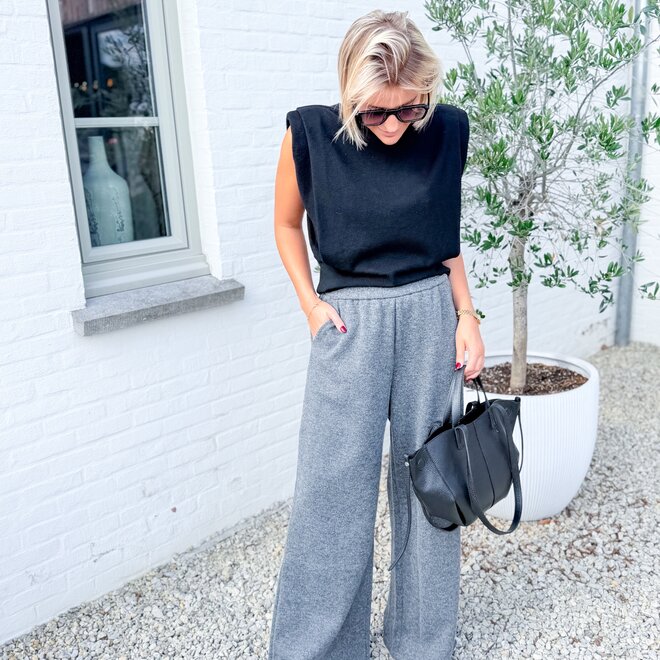 *Grey classic jogger