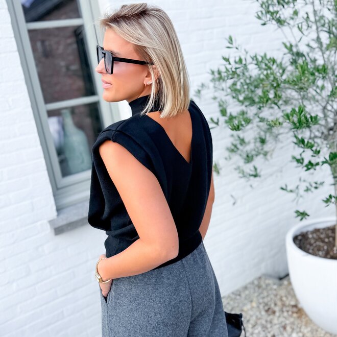 *Vero top black