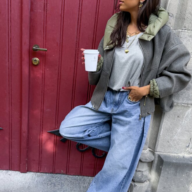 *Pleated denim