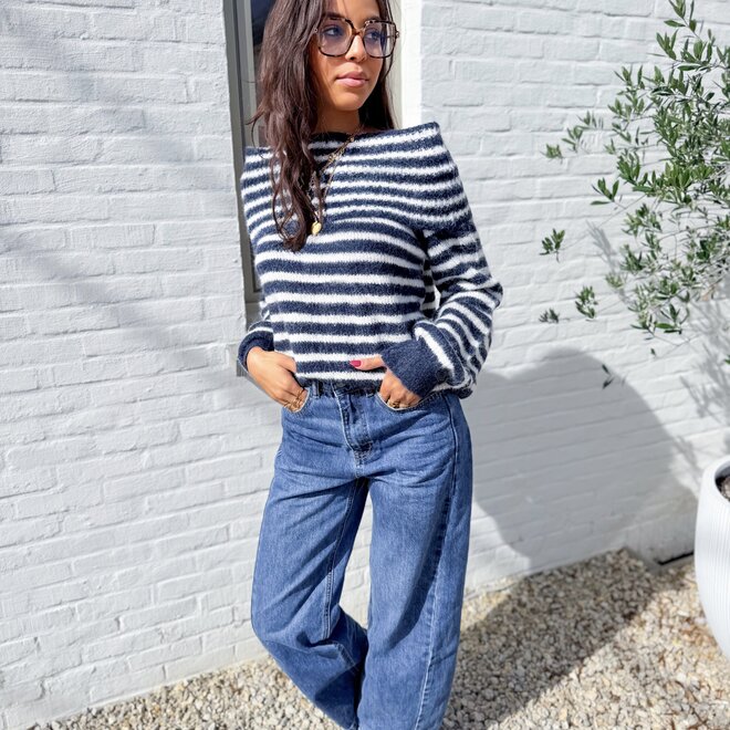 *Mila barrel jeans