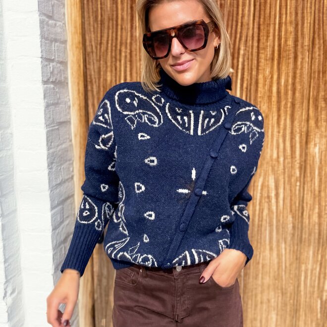*Be paisley pull
