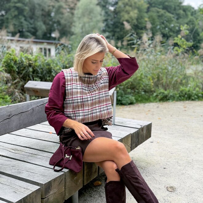 *Jersey sleek shoulder top bordeaux