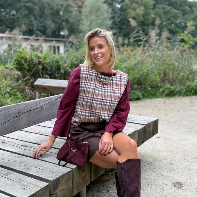 *Jersey sleek shoulder top bordeaux