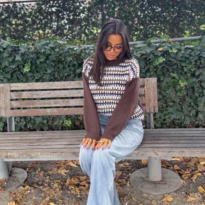 *Retro crochet pull