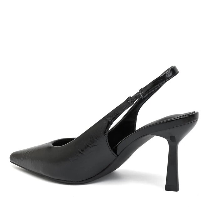 *Classy black heels