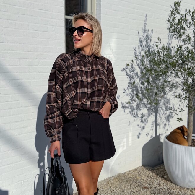 *The Hailey blouse Brown