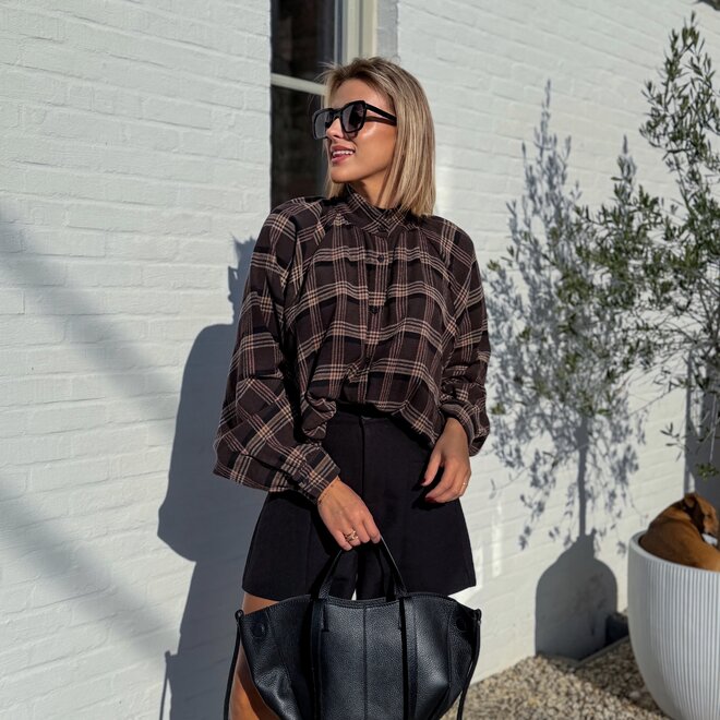 *The Hailey blouse Brown