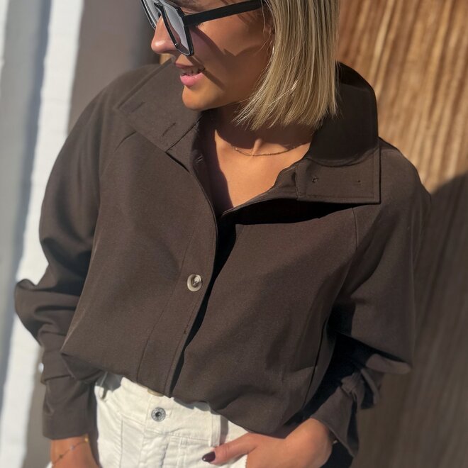 *Brown elastic vest
