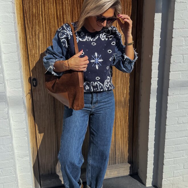 *Dark barrel Jeans