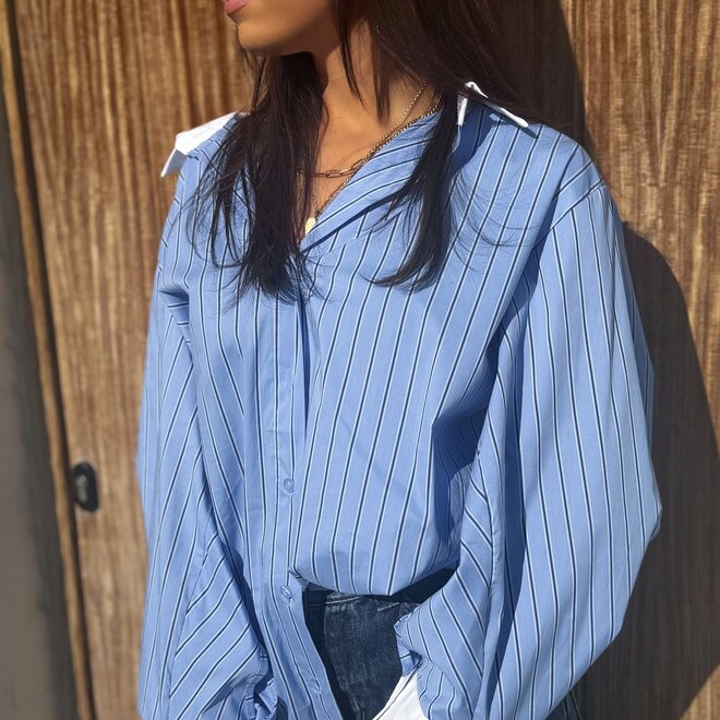 *Blue contrast blouse