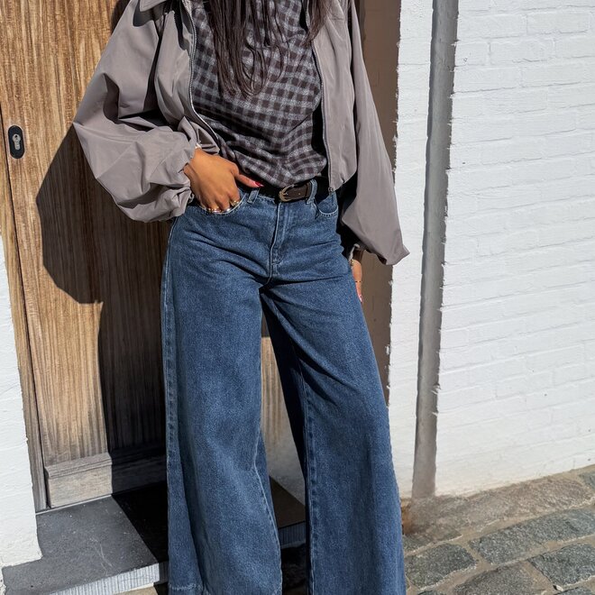 *Pepino blue jeans