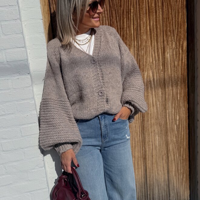 *Amara knit beige