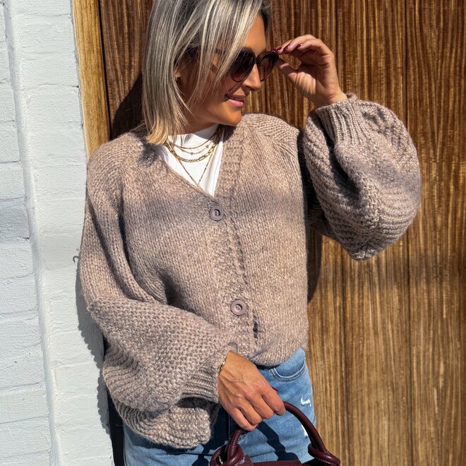 *Amara knit beige