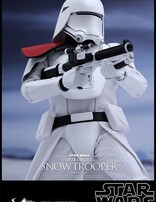 Hottoys Star Wars - Episode VII: First Order Snowtrooper Officer 1:6 figure