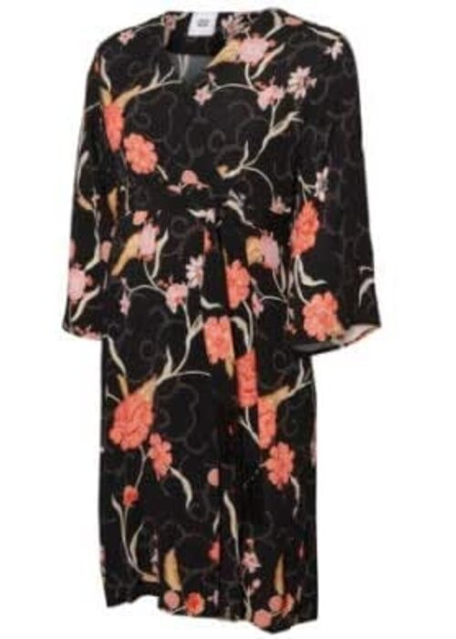 Mamalicious MLORIENTAL 3/4 WOVEN ABK DRESS