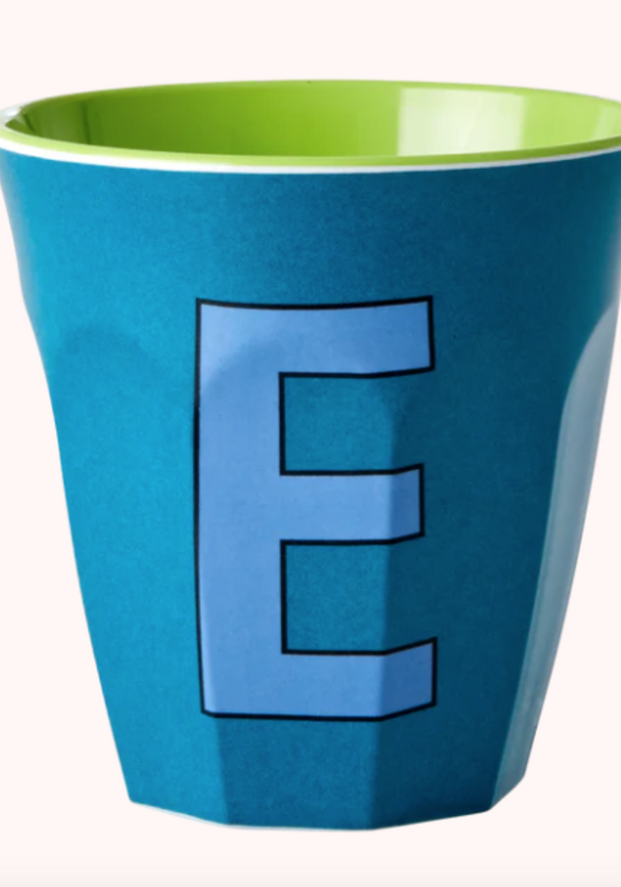 Rice beker melcu-alpeb Letter E Smaragdgroen