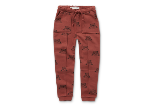 Sproet & Sprout Sproet & Sprout Sweatpants pockets Marmot print Barn red