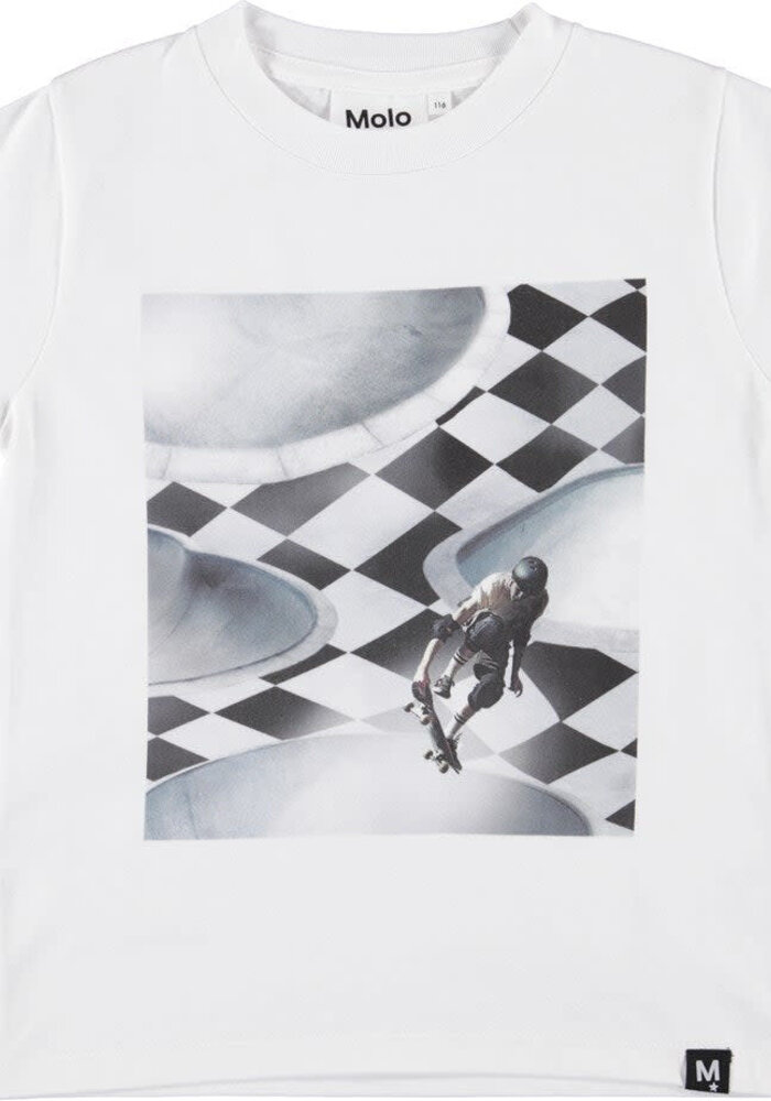 Molo Road Skate check solo