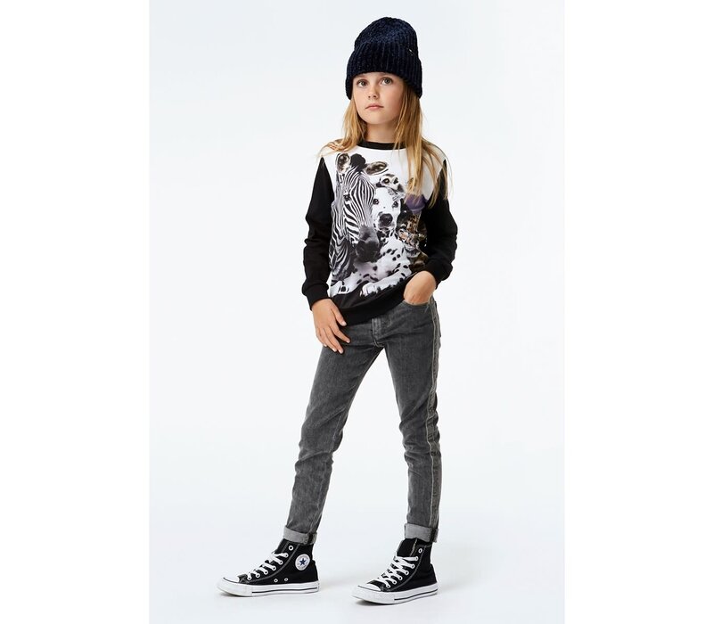 Molo Regine Cheek to Cheek