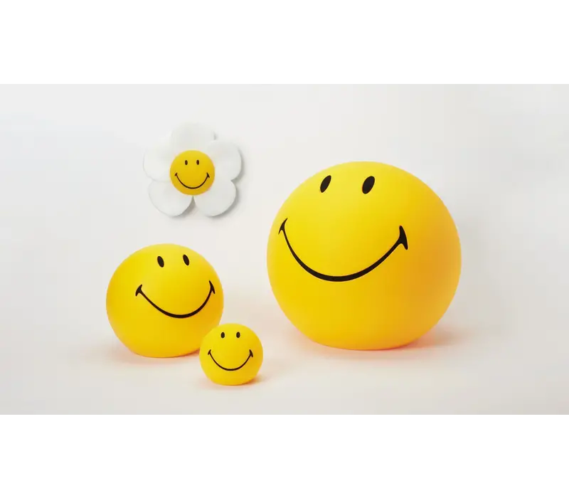 Mr Maria Bundle of Light Smiley Big Yellow