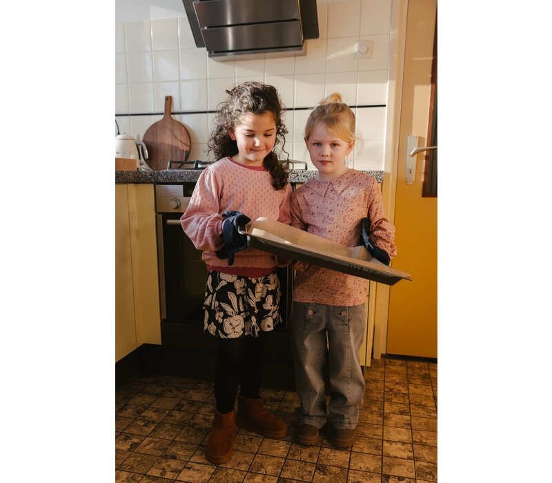 Levv PITNEYLW243 AOP White Flower