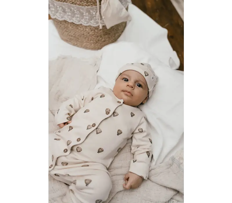 A Tiny Story baby hat pearl