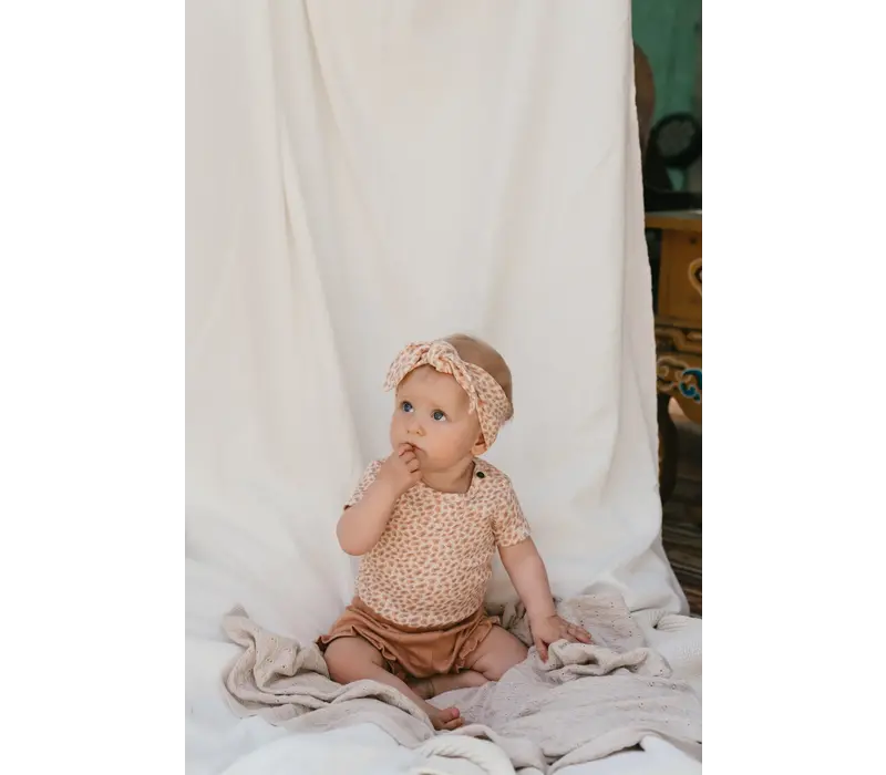 A Tiny Story baby romper shortsleeve dusty coral