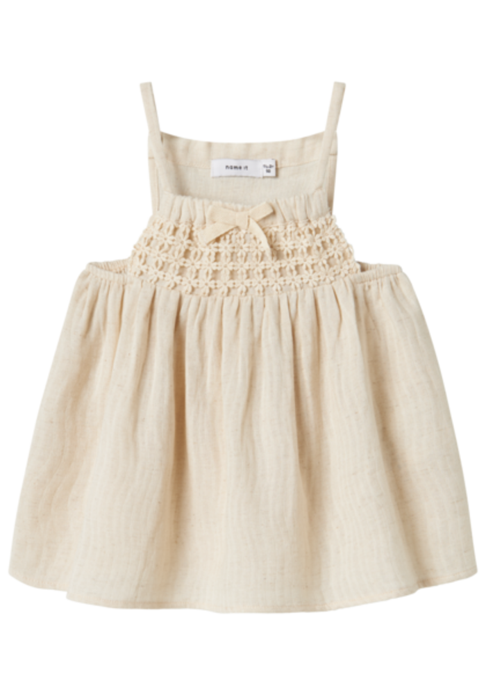 Name it NMFJATTI STRAP TOP Bleached Sand