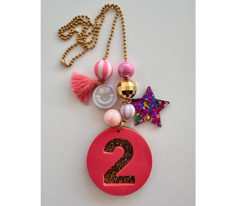 Bymelo Verjaardagsketting Roze/ Glitter cijfer 2