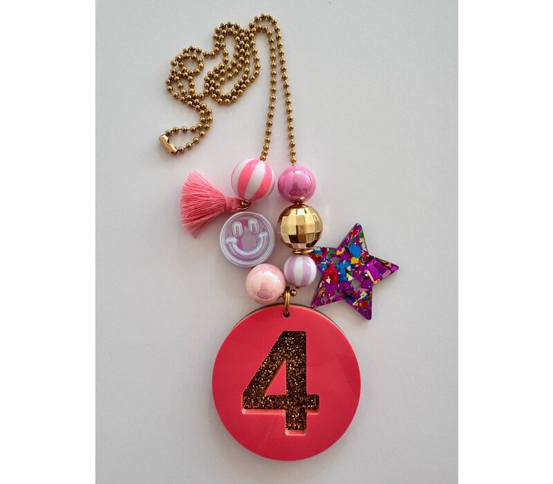 Bymelo Verjaardagsketting Roze/ Glitter cijfer 4