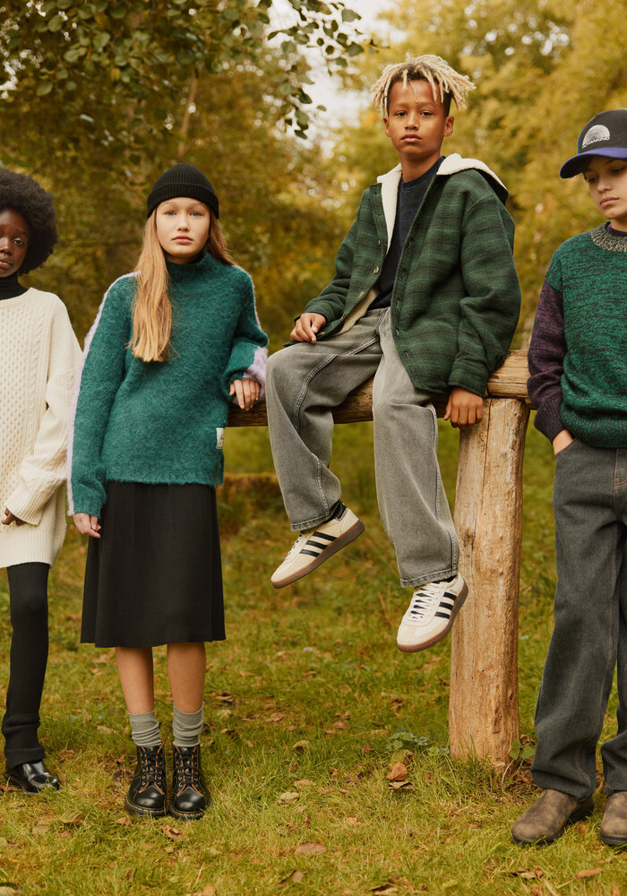 Molo Gracia Cosmic Ray