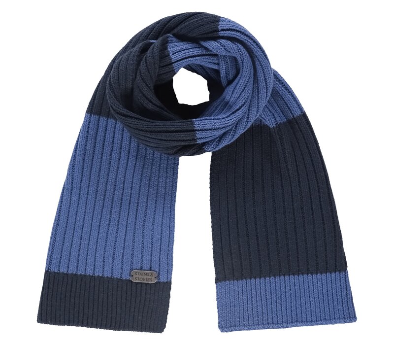 Stains and Stories boys scarf night