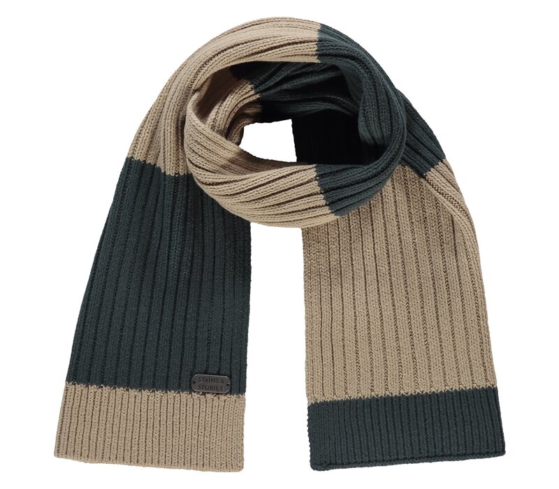 Stains and Stories boys scarf pine