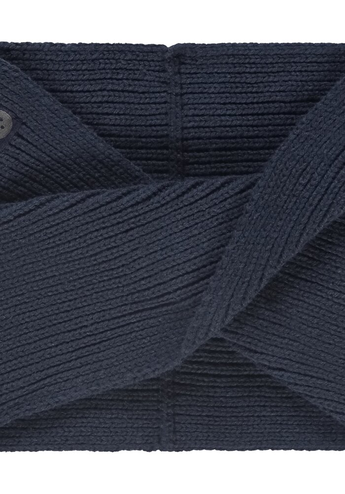 Stains and Stories unisex collar night