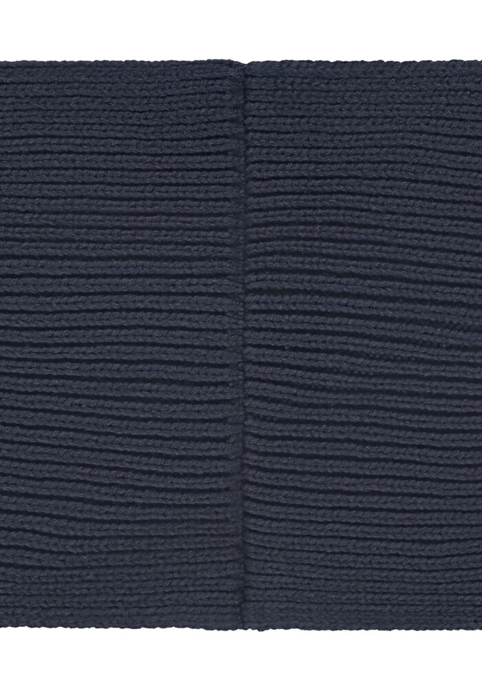 Stains and Stories unisex collar night