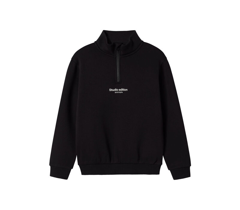Name it NKMBRODY LS NREG SWEAT ZIP BRU NOOS Black W. WHITE PRINT