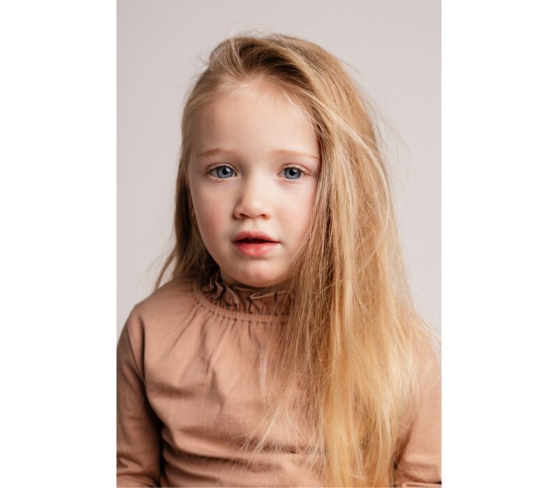 Baje Studio Ela Peach almond