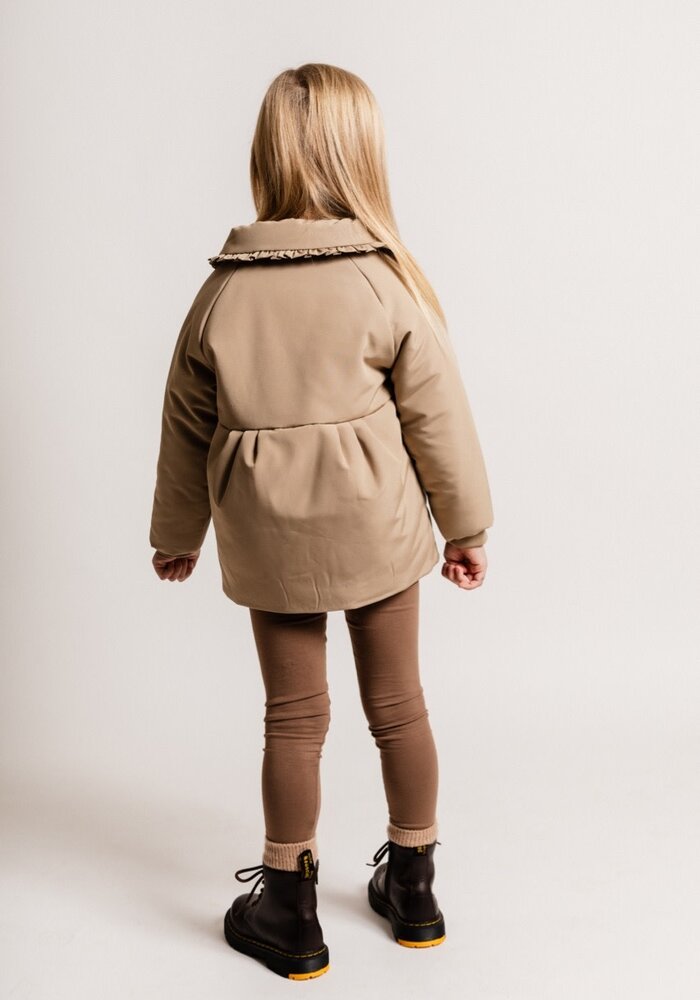 Baje Studio Louise Sand desert