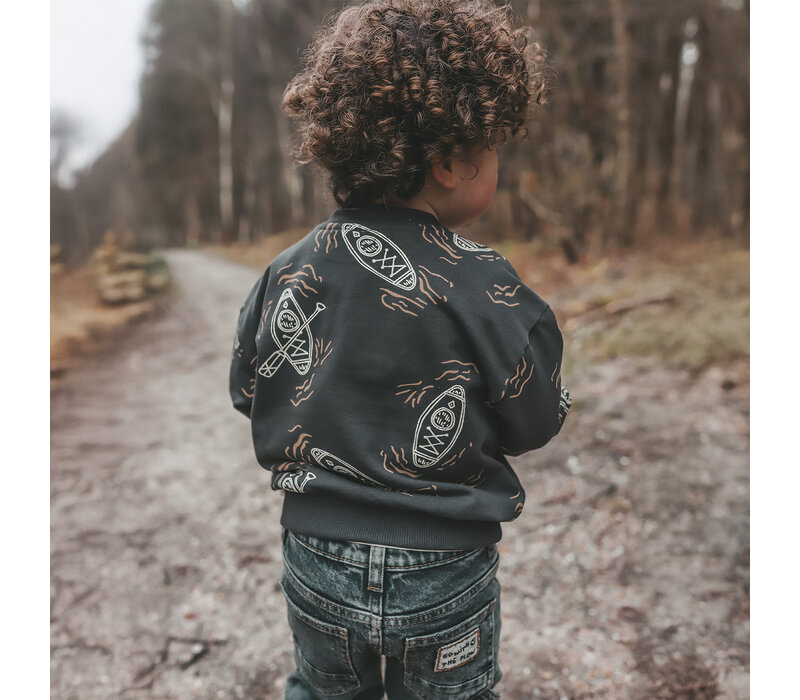 Your Wishes Canoe | Relaxed Sweater Raven