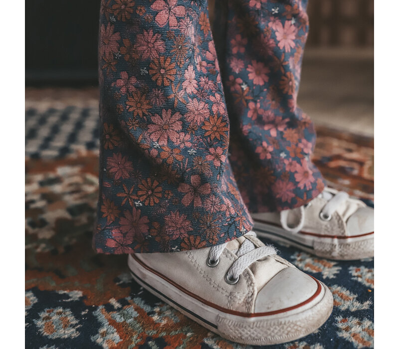 Your Wishes Glam Flower | Flared Legging Multicolor