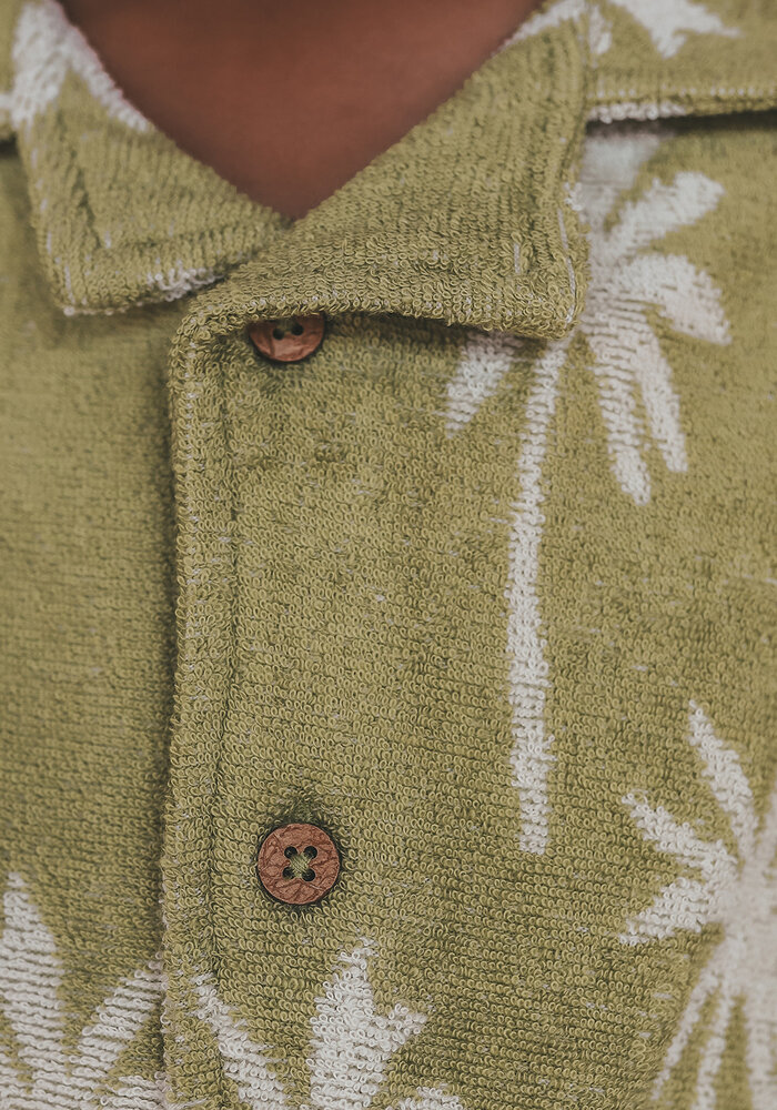 Salted Stories Beach Palms | Loose Shirt Iguana