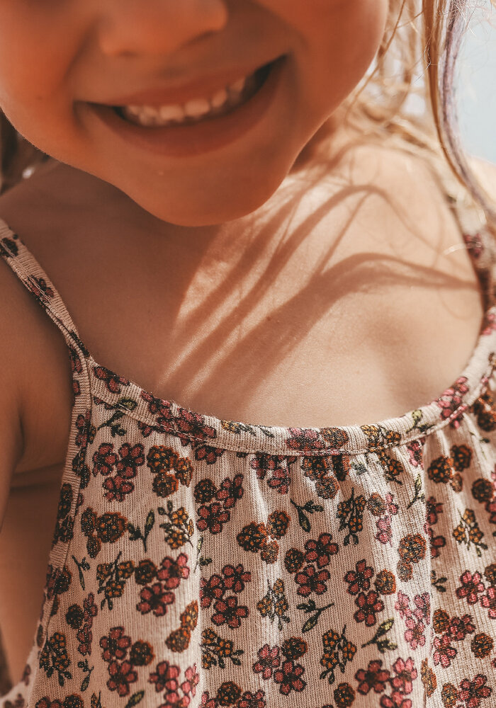 Salted Stories Sparkly Flower | Dress Bombay Brown