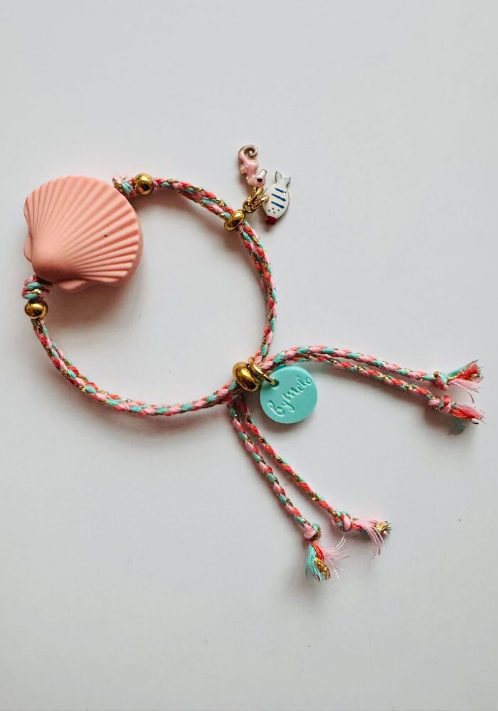 ByMelo Armbandje Schelp licht roze