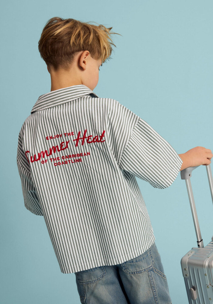 name it NKMHERNI SS OVERSHIRT Garden Topiary EMBR. URBAN RED