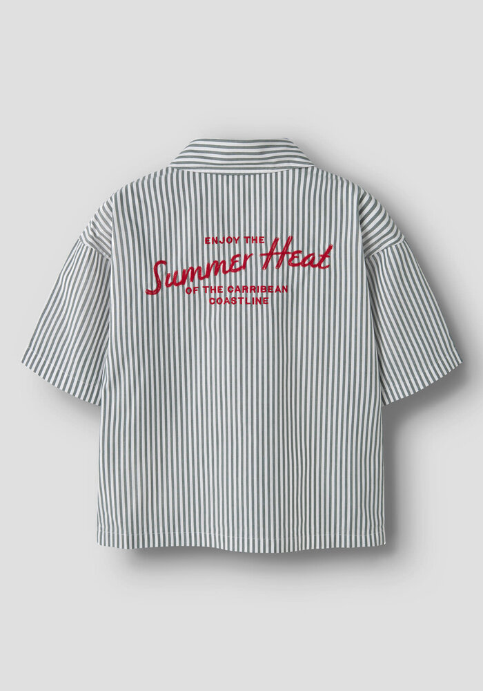 name it NKMHERNI SS OVERSHIRT Garden Topiary EMBR. URBAN RED