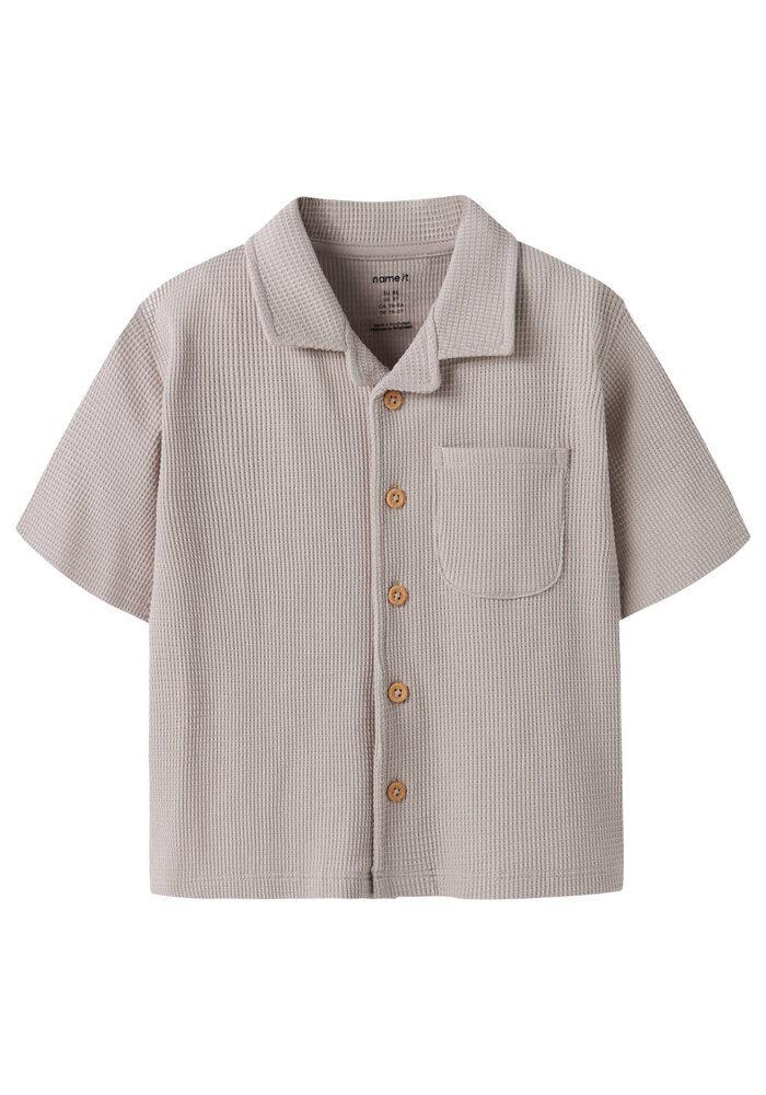 name it NMMHARVE SS NREG SHIRT Chateau Gray
